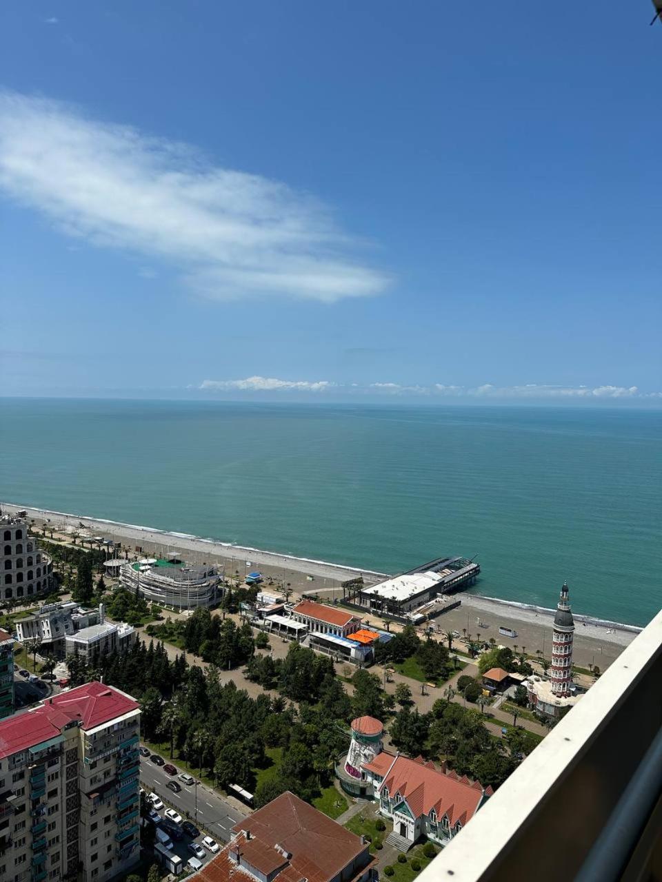 Black Sea Batumi Hotel Orbi City Exteriör bild